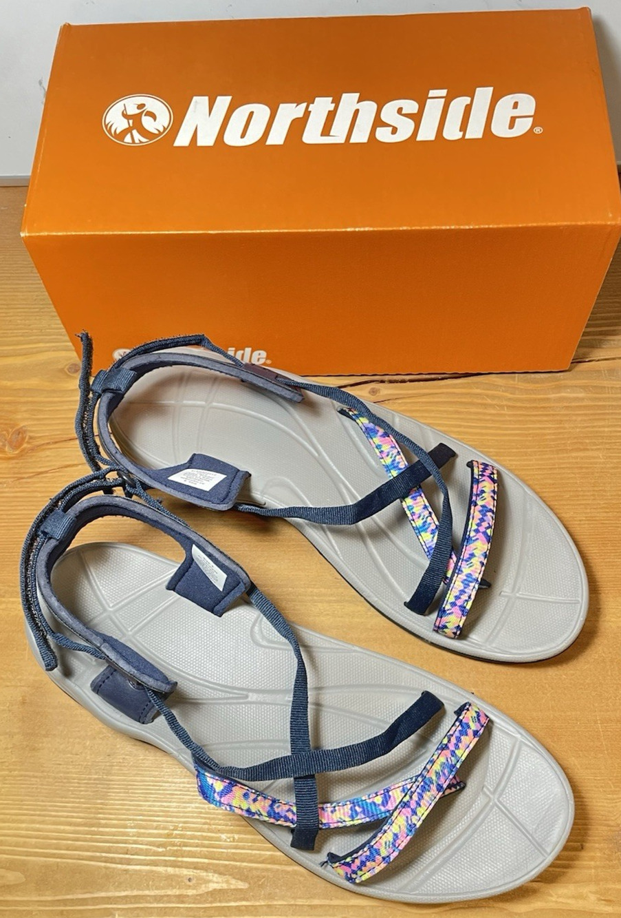 Northside Woman's Covina Sport Sandal Navy/Multi Size 8 New